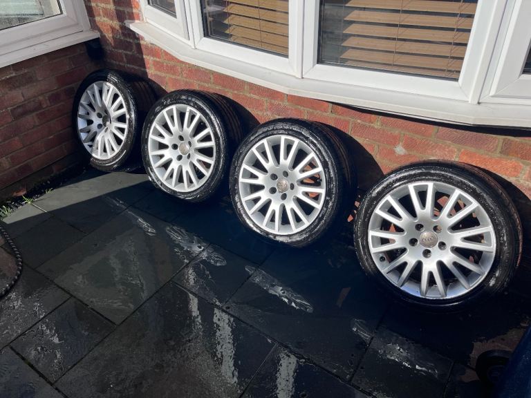 Audi Alloy wheels with tyres 17inch