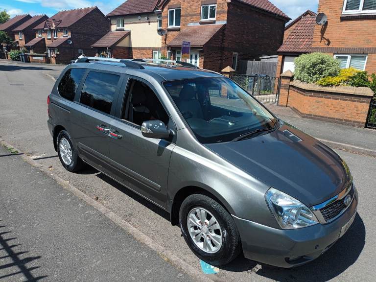 Kia Sedona Automatic