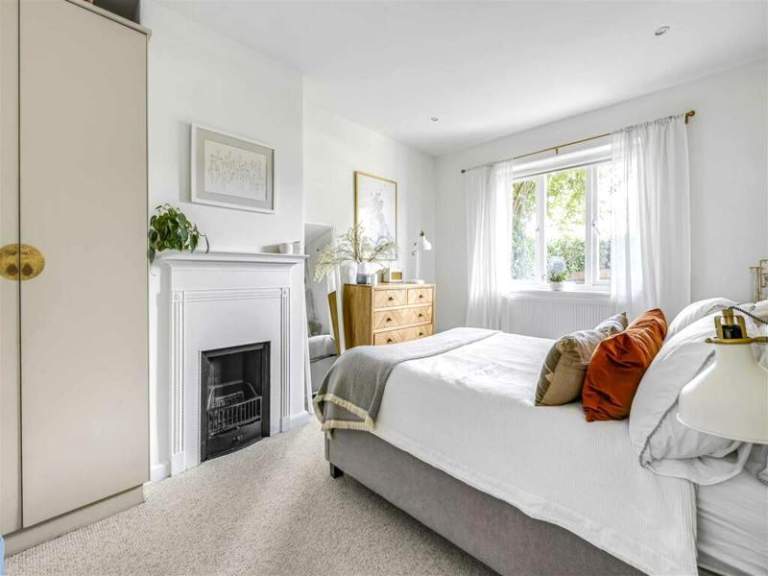 🏚️🔑 DOUBLE DELUXE ROOM IN SEVEN SISTERS ! 🔑 SEND A MESSAGE ASAP