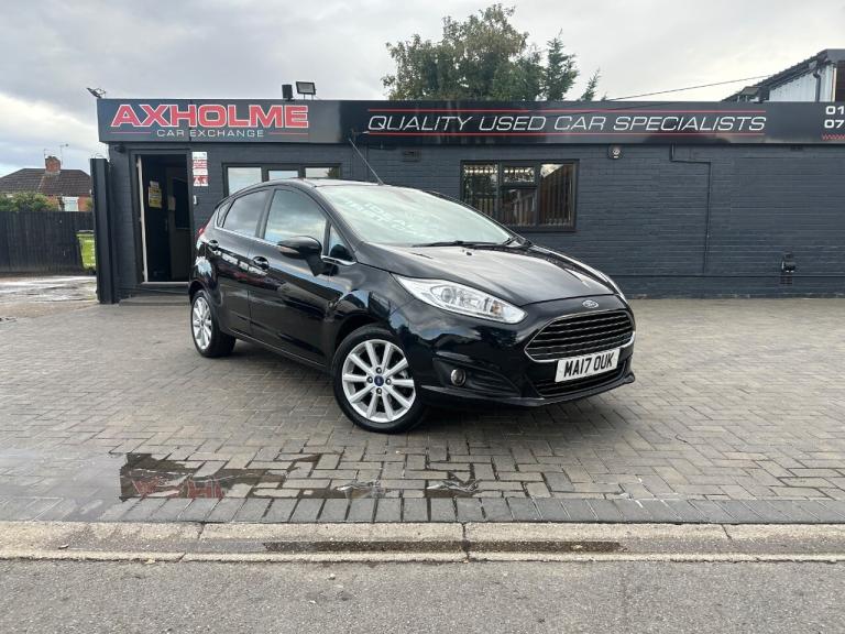 Ford Fiesta 1.0 EcoBoost Titanium 5dr ideal 1st car Petrol