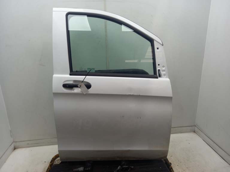 Mercedes Vito Right Front Door O/S 2014-2026 White Unknown Van