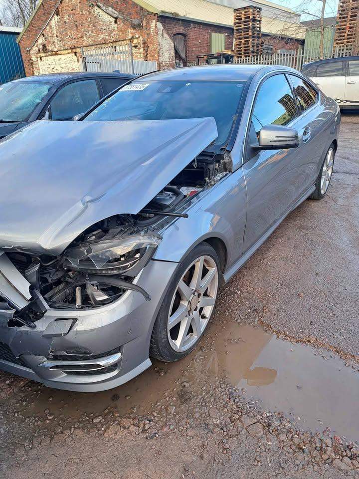  MERCEDES BENZ C CLASS C220 CDI AMG SPORT C204 DISMANTLING PARTS SUSPENSION WING DOOR MIRROR