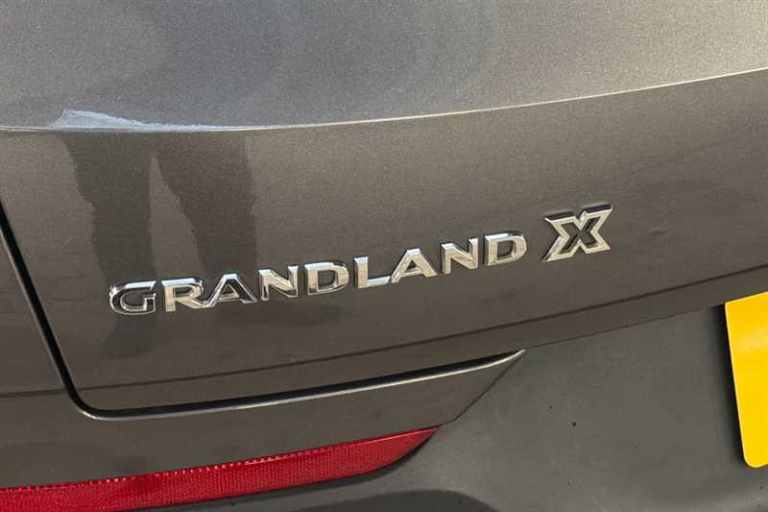 2021 Vauxhall Grandland X 1.5 Turbo D Griffin Edition 5dr HATCHBACK DIESEL Manual
