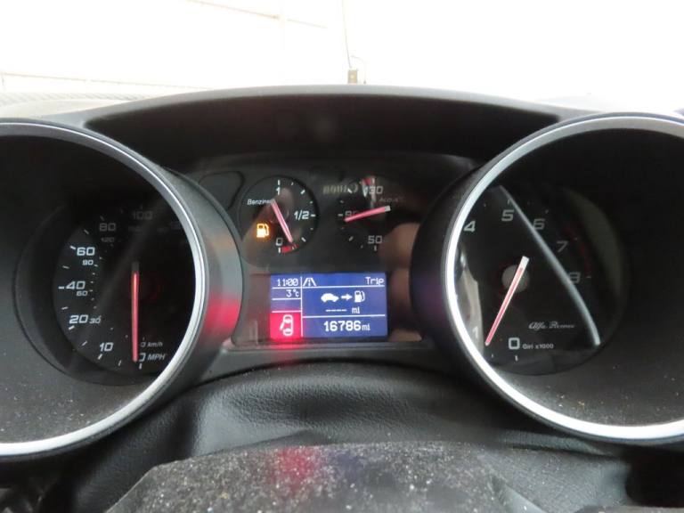 2020 70 ALFA ROMEO GIULIETTA 1.4 TB SPRINT HATCHBACK 5DR PETROL MANUAL EURO 6 (S