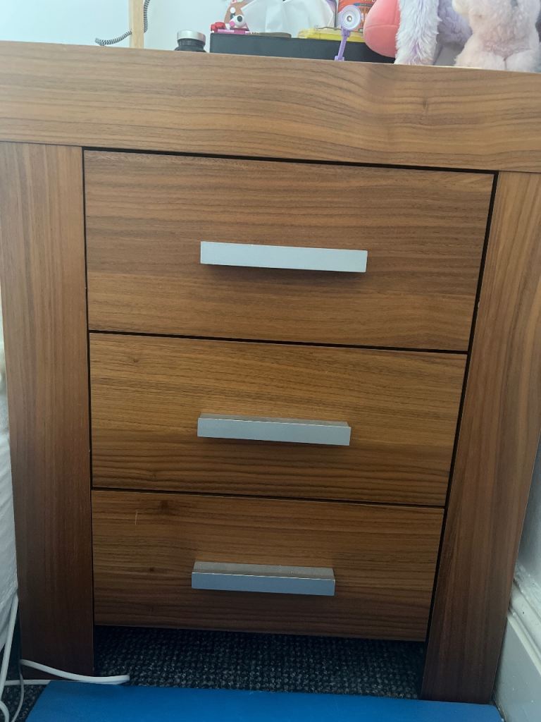 image for Chest of 3 drawers  
