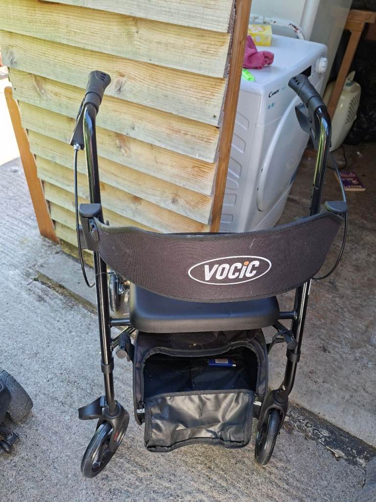 VOCIC Rollator Walker with Seat and Storage – Good Condition