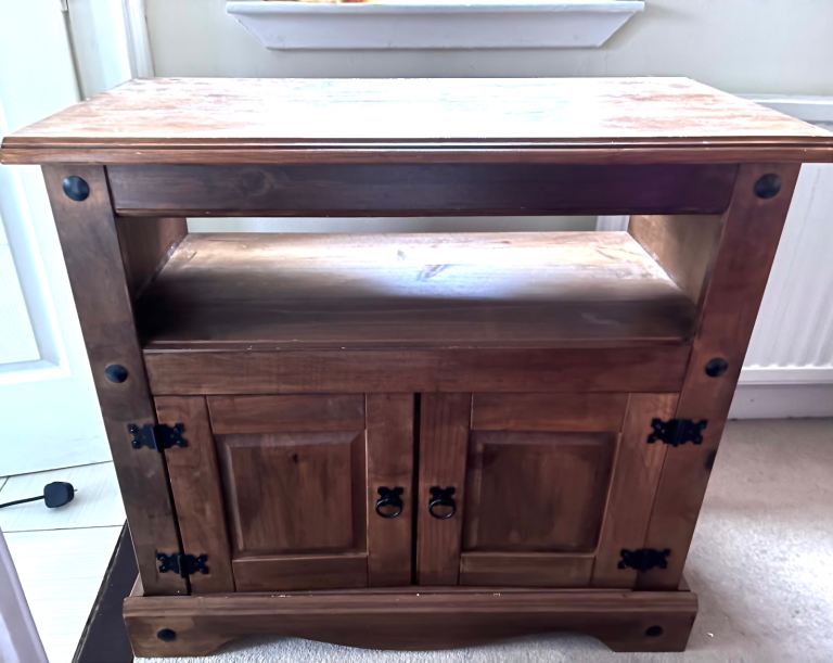 Wooden sideboard/unit - rustic, dark brown 