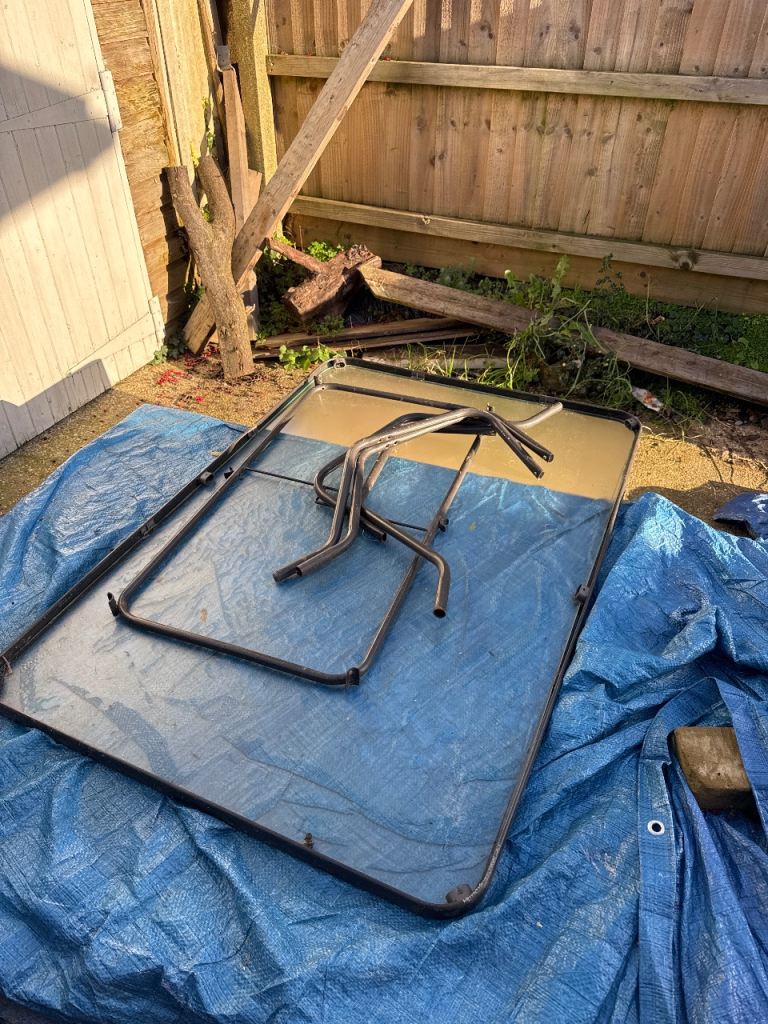 Free glass garden table