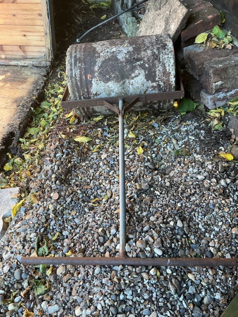 Garden roller 