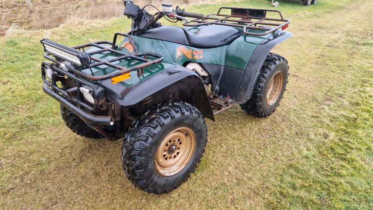 Farm auad 4x4 atv Arctic cat 454