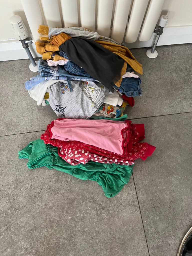 Bundle of girl clothes 12-18 months