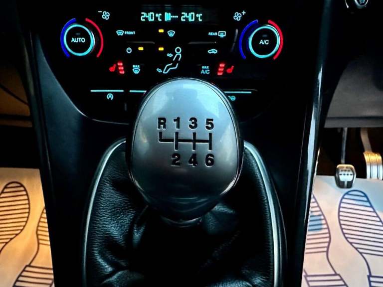  Ford Kuga 2.0 TDCi EcoBlue ST-Line AWD Euro 6 (s/s) 5dr Diesel Manual