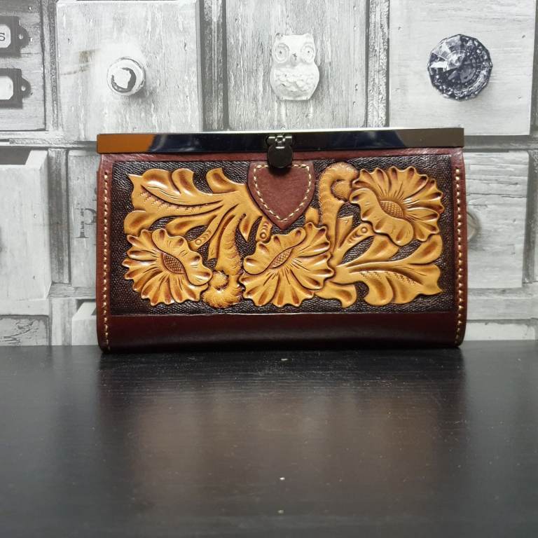 Handmade Persian Lambskin Leather Wallet – Floral Embossed Design
