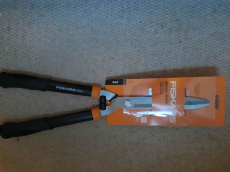 Hedge Shears - Fiskar