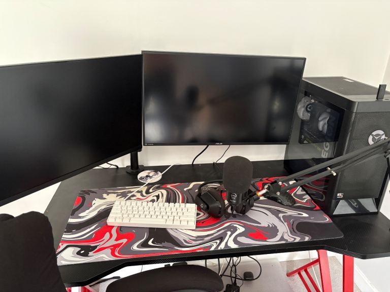 Complete Gaming Setup 