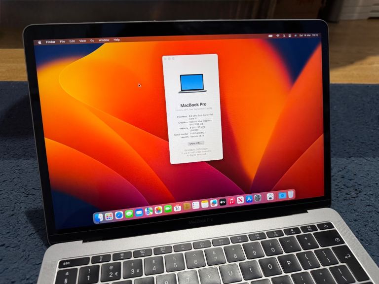 MacBook Pro 13”
