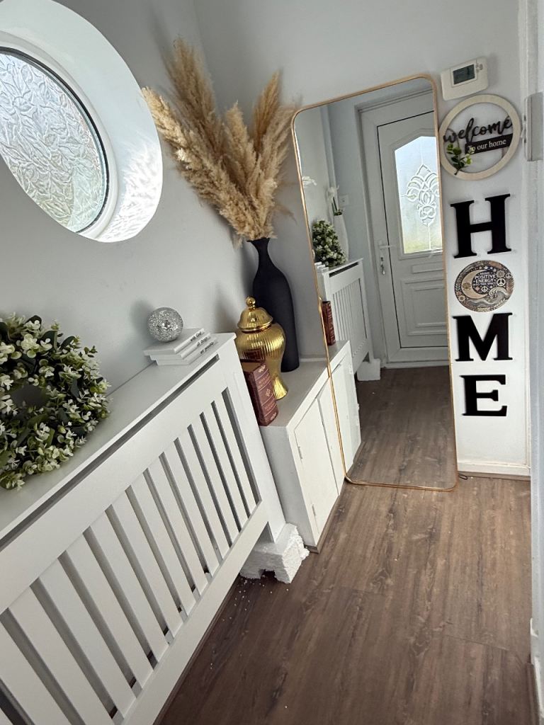 Cozy and Spacious Room in a 2-bedroom house