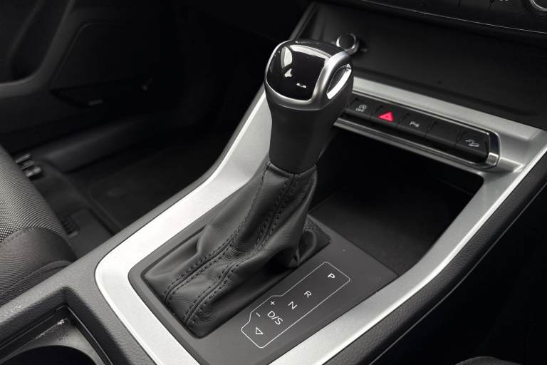 2023 Audi Q3 Technik 35 TFSI  150 PS S tronic SUV PETROL Automatic