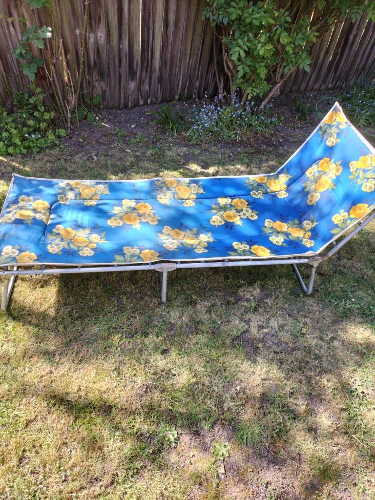 Retro 70's floral sunlounger in good condition 