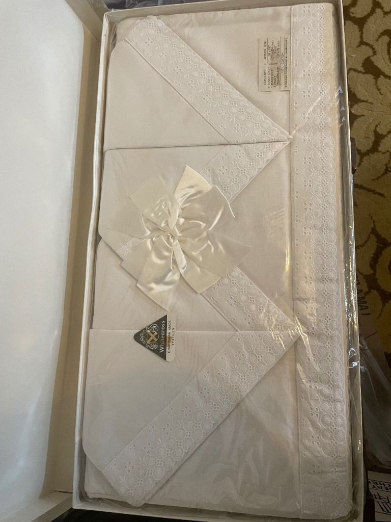 Vintage whitecross white embroidered double bed flat sheets and pillowcases