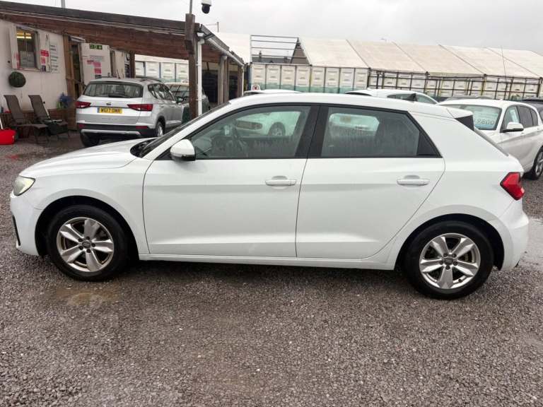 2019 Audi A1 1.0 TFSI 30 SE Sportback Euro 6 (s/s) 5dr HATCHBACK Petrol Manual