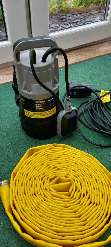 Submersible Water Pump. £30