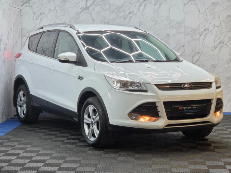 2014 Ford Kuga 1.6T EcoBoost Zetec SUV 5dr 2WD (s/s) (150 ps) Petrol Manual HATCHBACK Petrol Manual