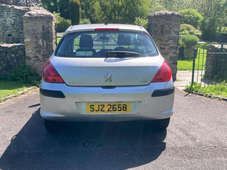 *Full MOT*2010 Peugeot 308 1.6Hdi Diesel 5 door hatchback*£35 Tax*