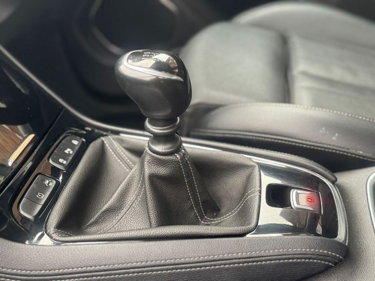 2019 Vauxhall Grandland X 12 Turbo Elite Nav 5dr HATCHBACK Petrol Manual