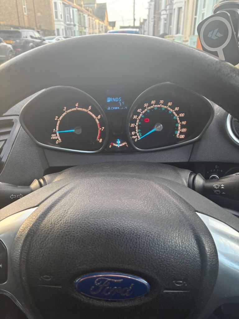 Ford, FIESTA, Hatchback, 2013, Automatic 1597 (cc), 5 doors