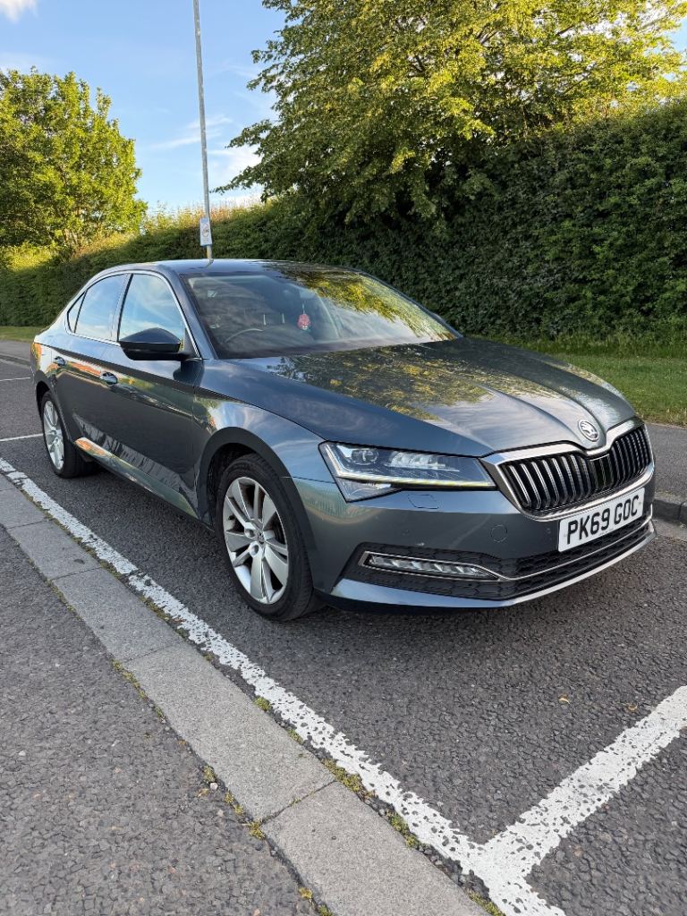Skoda, SUPERB, Hatchback, 2019, Semi-Auto, 1968 (cc), 5 doors