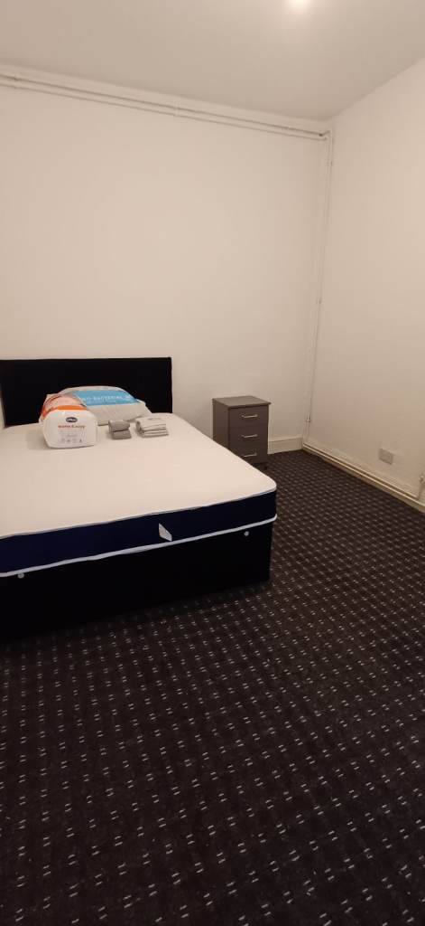 Rooms Available 