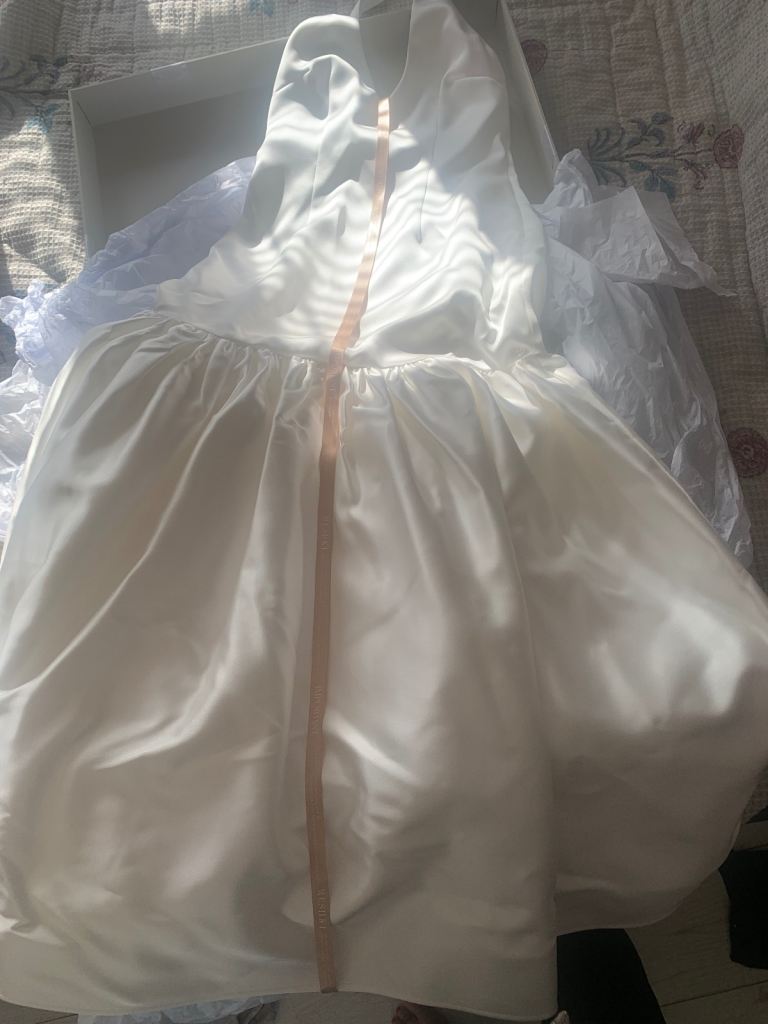 Fishtail wedding dress