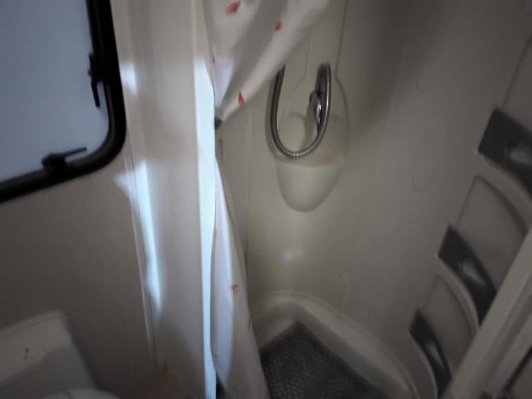 PLEASE BE AWARE THIS VEHICLE HAS BEEN STOLEN 