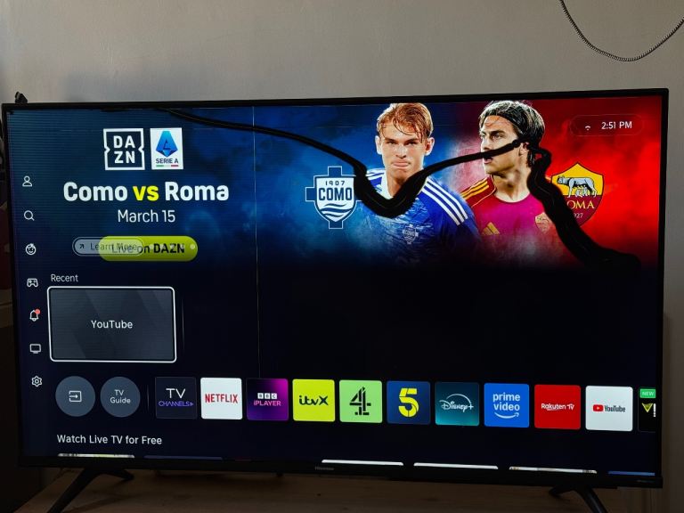 used Smart Hisense TV– with crack but Works well, sound perfect