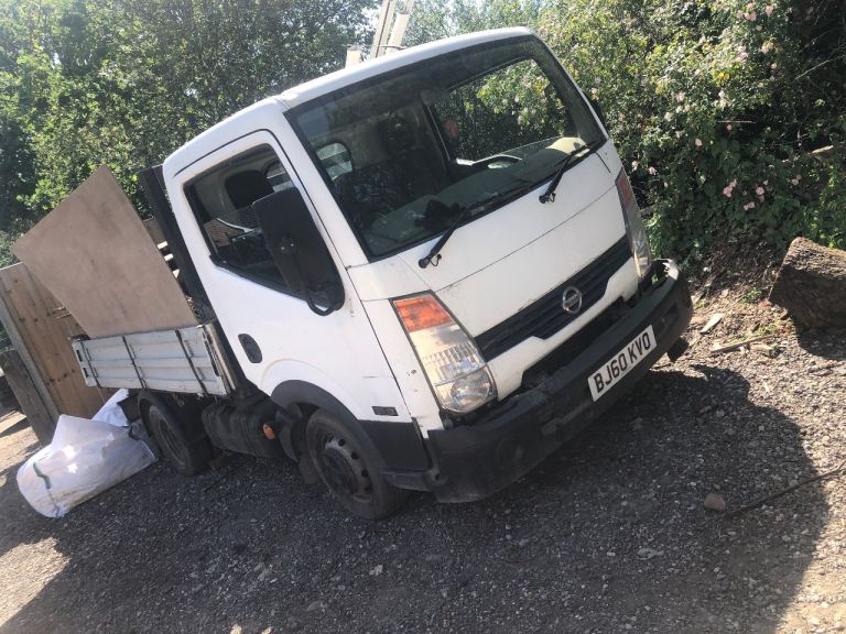 Nissan cabster