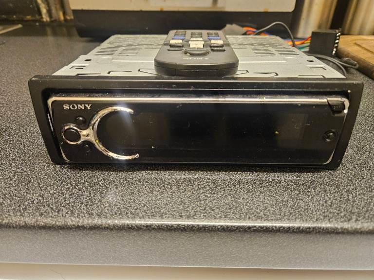 image for Sony cd player with remote fully working with pre amp connections