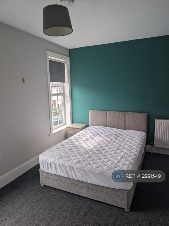 1 bedroom in Broom Hill Road, Ipswich, IP1 (#2991549)
