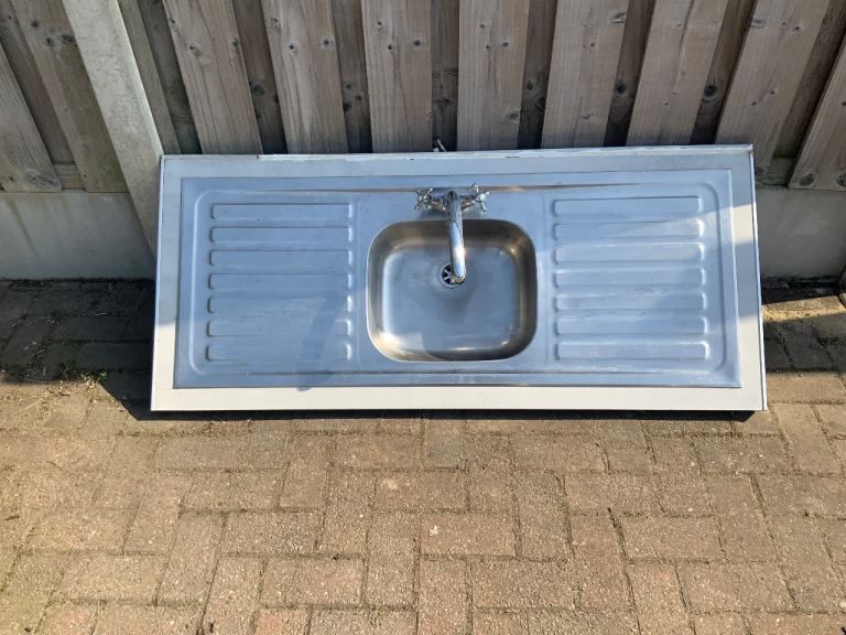 Double Drainer Stainless Steel Kitchen Sink with Mixer Tap and fittings 