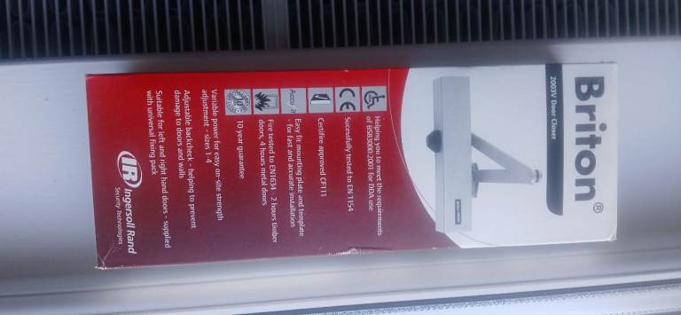 Briton door closers