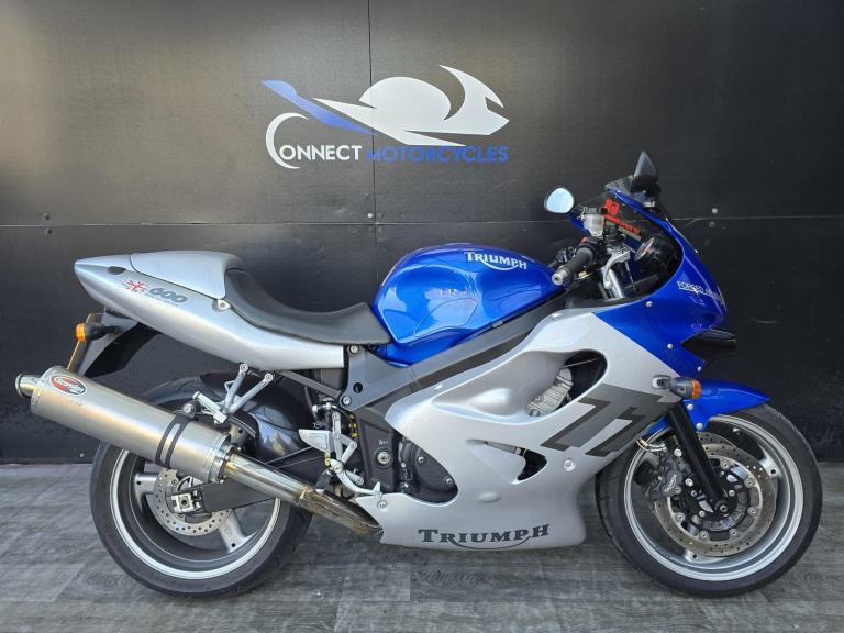 TRIUMPH TT 600 2001 TRADE SALE HPI CLEAR