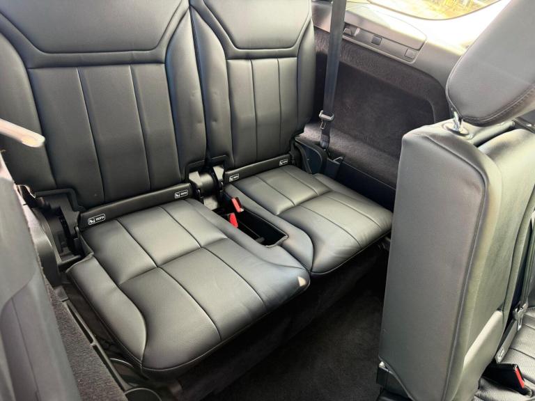 2017 Land Rover Discovery 2.0 SD4 SE 5dr Auto ESTATE DIESEL Automatic