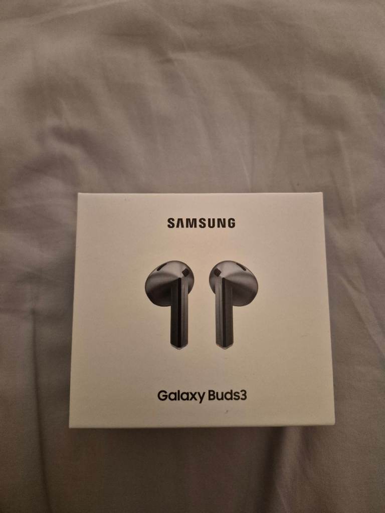 Brand New Samsung Galaxy Buds 3 earbuds