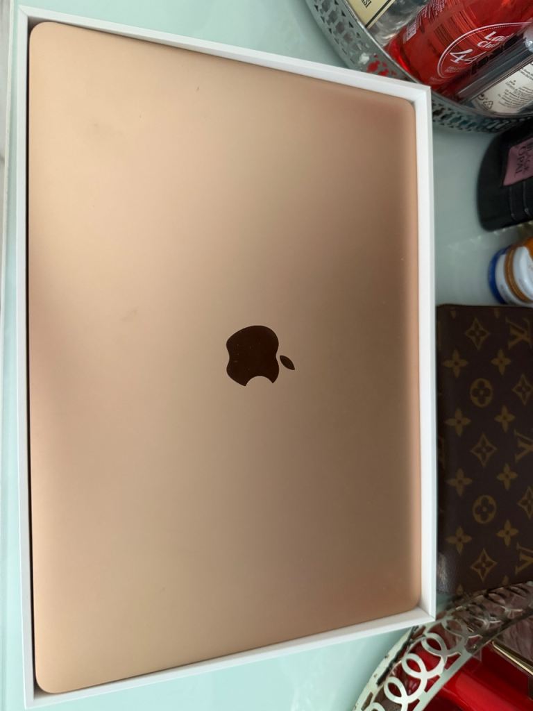 Apple air MacBook laptop