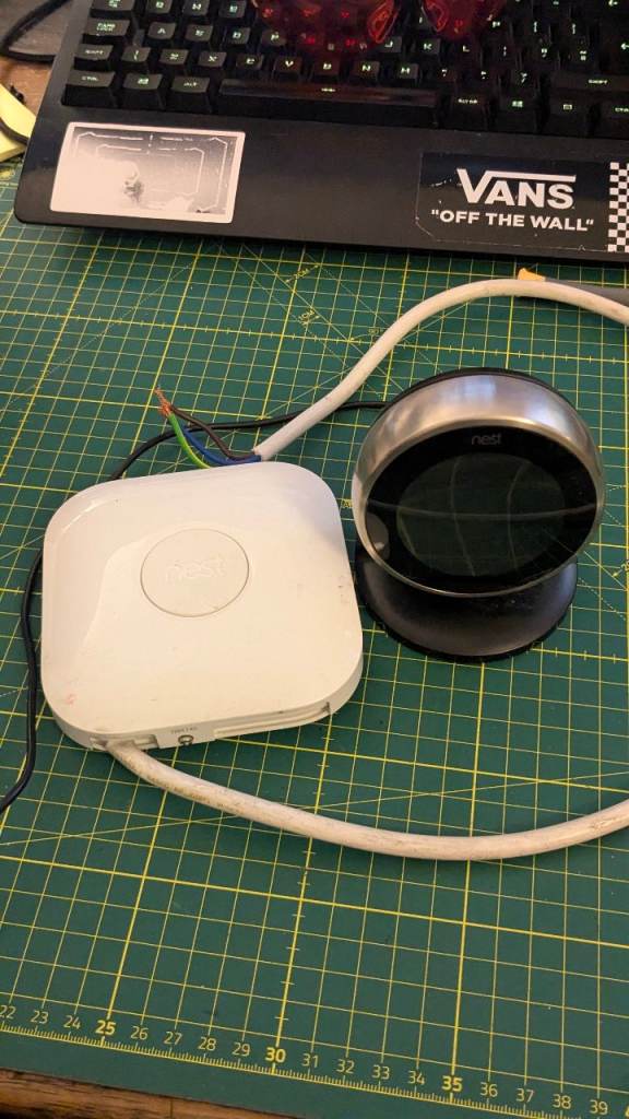 2nd Gen Nest thermostat 