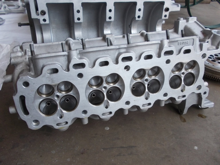 Cylinder heads for Ferrari California