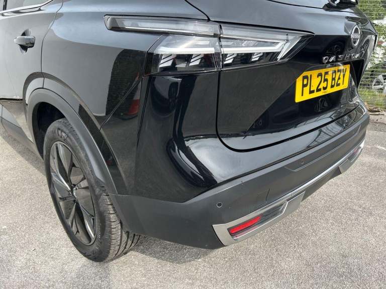 2025 Nissan Qashqai 1.3 DIG-T MHEV Tekna Euro 6 (s/s) 5dr SUV PETROL Manual