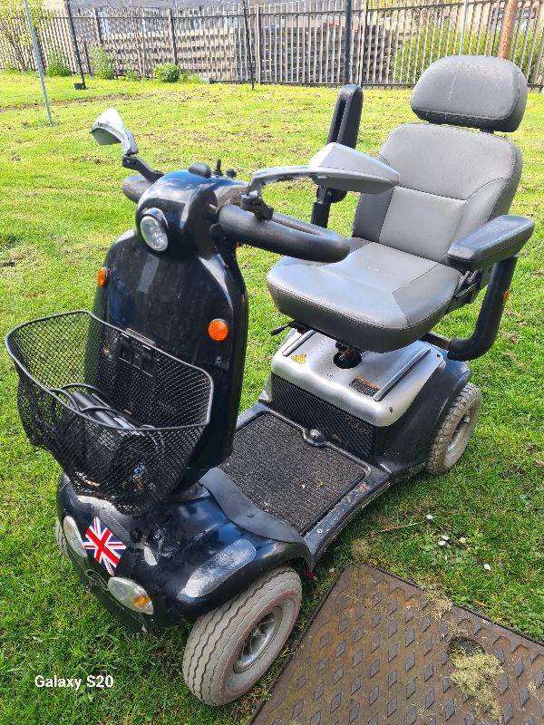 Large 8 mph shoprider mobility scooter fair can deliver today 