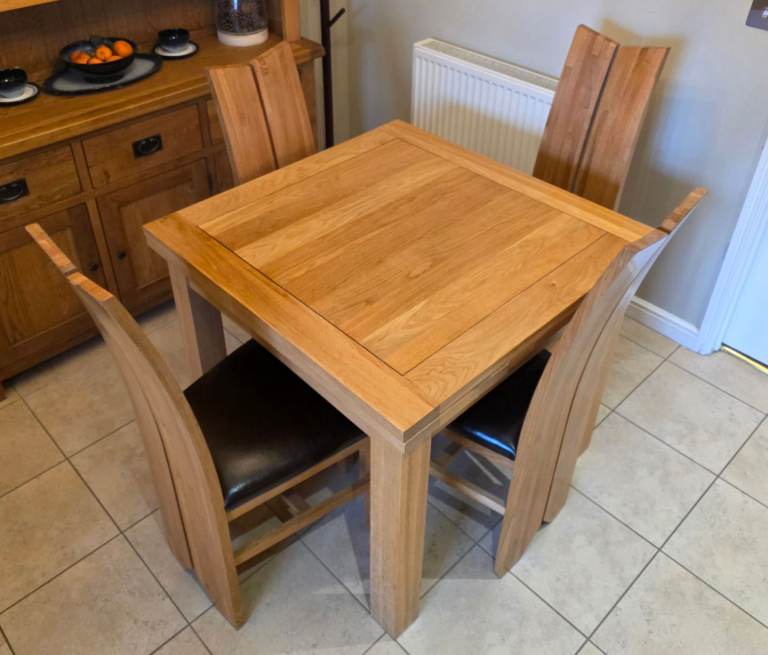 Solid Oak Extending Dining Table with Chairs