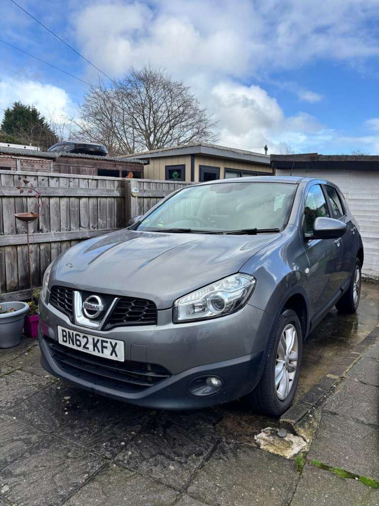 Nissan, QASHQAI Pure Drive dCi, SUV, 2012, Manual, 1598 (cc), 5 doors